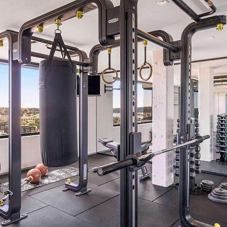Отель Pullman Sydney Hyde Park Экстерьер фото The gym at The Ivy Collection
